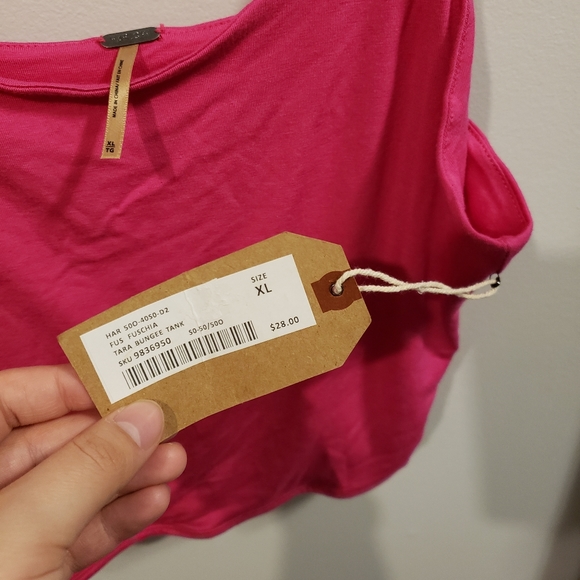 NWT Harlow Bungee Tank - Picture 3 of 6